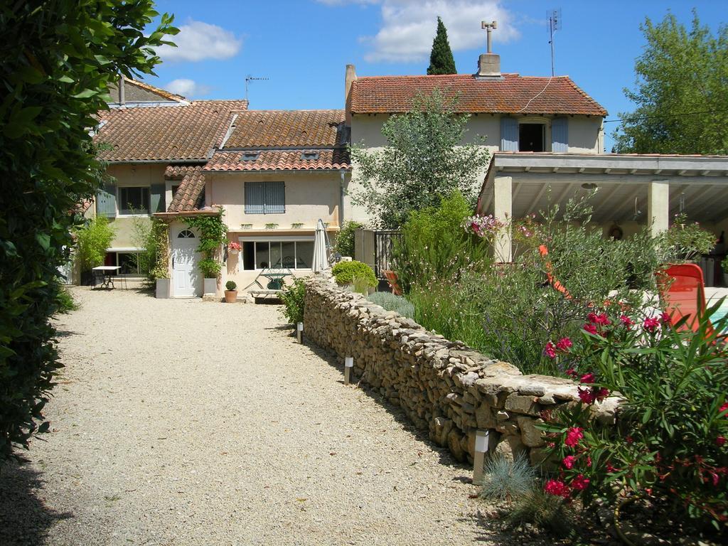 Mas Calbret Bed and Breakfast Saint-Étienne-du-Grès Exterior foto